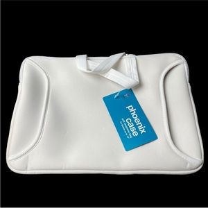 Digital Basics Phoenix Case Soft Neoprene Bag for Tablets up to 13"-White
